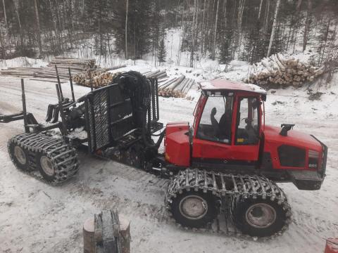 Komatsu 895