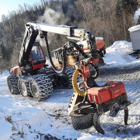 Харвестер Komatsu 951